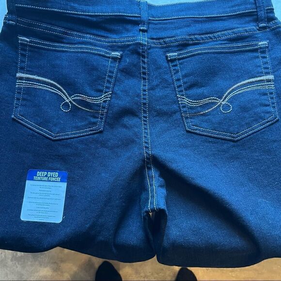 Lee Riders Indigo NWT 14M zip and button closure 5 pockets - Picture 8 of 9